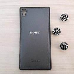 قاب گوشی موبایل Sony Xperia Z5 مدل پشت چرم طرح دور دوخت رنگ دلفینی