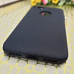 قاب گوشی موبایل iPhone 7 مدل مخملی ساده Slim رنگ مشکی