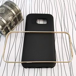 قاب گوشی موبایل SAMSUNG Galaxy S7 برند C-Case مدل دو تکه طرح کربن رنگ مشکی بامپر طلایی